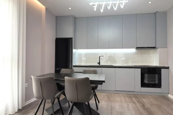 Jepet me qira 2+1+2 TRIO TOWER DON BOSKO 900 mije leke