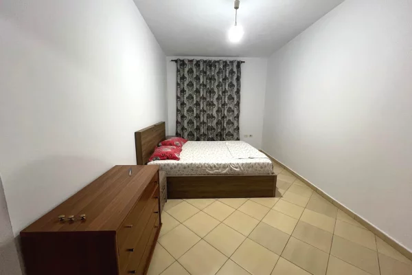 Shtepi me qera Apartament ne Tirane, 2+1, Mobilimi E mobiluar, Pagesa 45,000  Leke.
