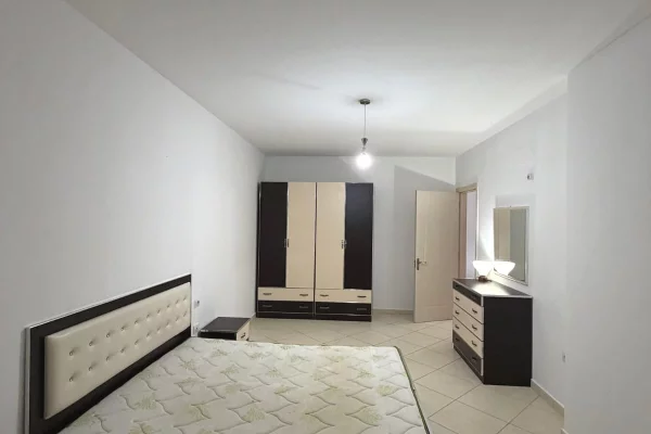 Shtepi me qera Apartament ne Tirane, 2+1, Mobilimi E mobiluar, Pagesa 50,000  Leke.