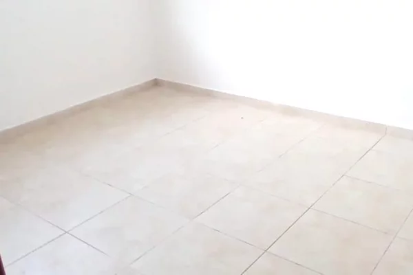 Shtepi me qera Apartament ne Tirane, 2+1, Mobilimi Bosh, pa mobiluar, Pagesa 45,000  Leke.