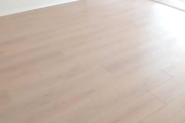 House for Sale 1+1 in Tirana - 50,000 Leke