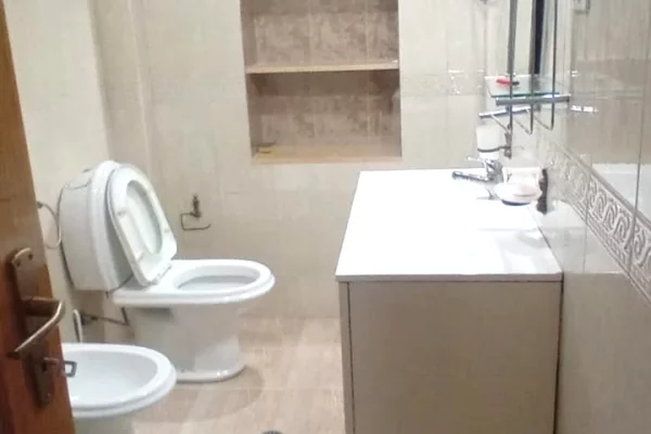 Appartamento in affitto a Tirana 1+1, Arredato