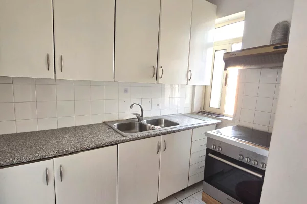Apartment for sale in Tirana 1+1, Emty