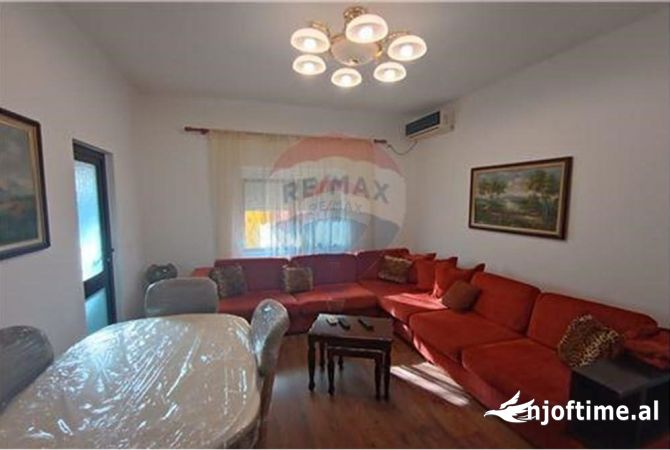 Shtepi me qera 2+1 ne Tirane - 600 Euro