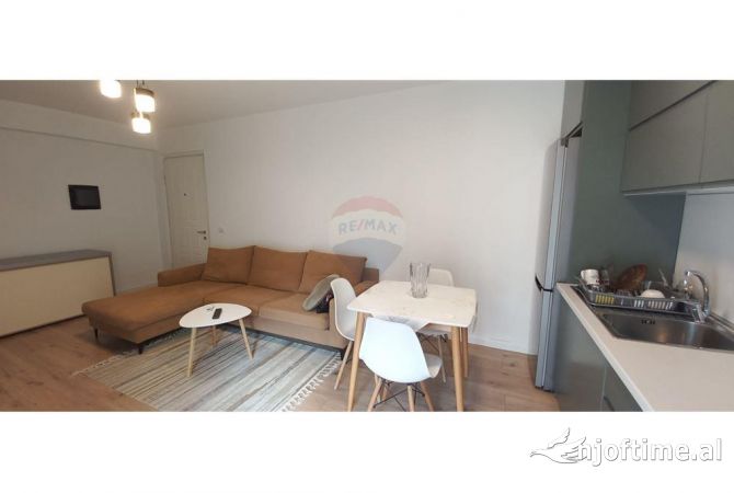 Shtepi me qera Apartament ne Tirane, 1+1, Mobilimi E mobiluar, Pagesa 700  Euro.