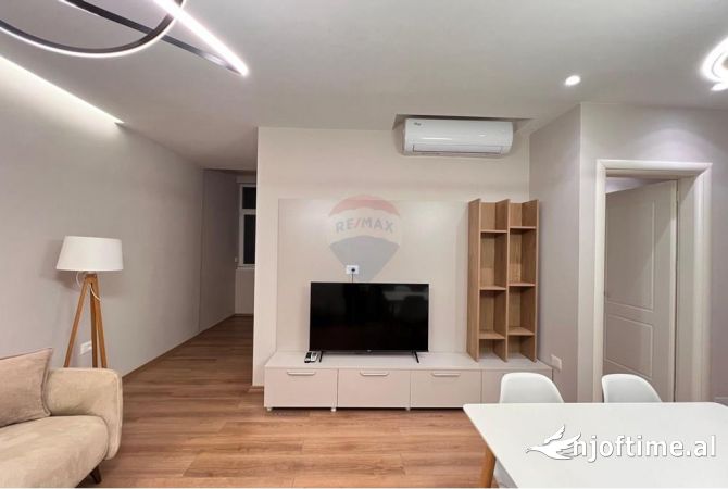 Shtepi ne shitje 1+1 ne Tirane - 180,000 Euro