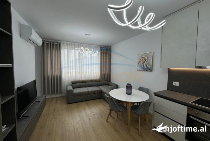 Shtepi me qera Apartament ne Tirane, 2+1, Mobilimi E mobiluar, Pagesa 650  Euro.