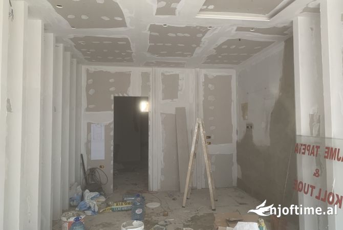 usta bojaxhi elektrike 