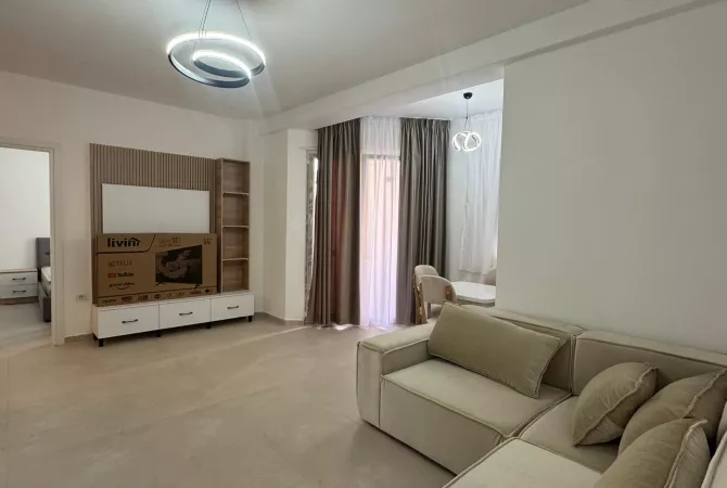 Shtepi me qera 2+1 ne Tirane - 600 Euro