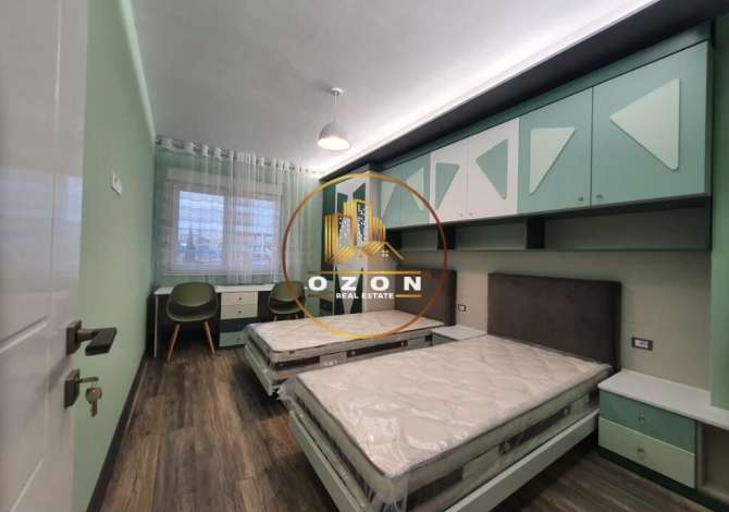 Shtepi ne shitje Apartament ne Tirane, 3+1, Mobilimi E mobiluar, Pagesa 315,000  Euro.