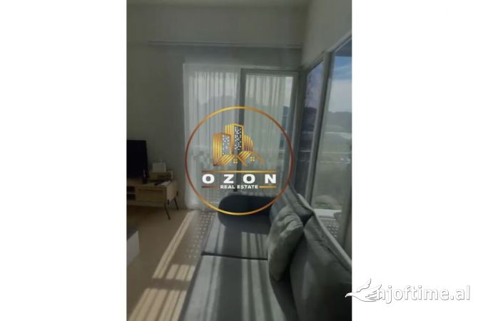 Shtepi me qera 2+1 ne Tirane - 1,400 Euro