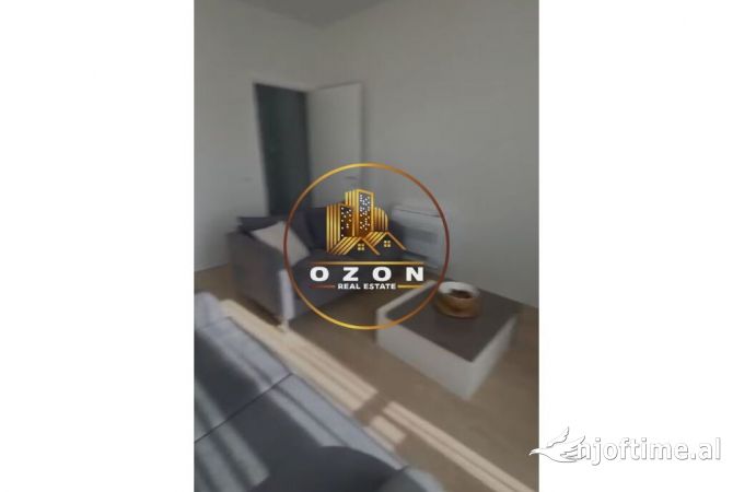 Shtepi me qera 2+1 ne Tirane - 1,400 Euro