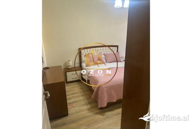 Shtepi me qera Apartament ne Tirane, 2+1, Mobilimi E mobiluar, Pagesa 70,000  Leke.