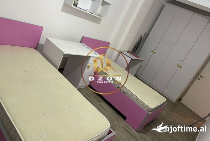 Shtepi me qera Apartament ne Tirane, 2+1, Mobilimi E mobiluar, Pagesa 60,000  Leke.