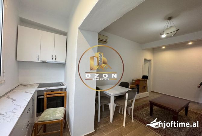 Shtepi me qera Apartament ne Tirane, 1+1, Mobilimi E mobiluar, Pagesa 500  Euro.