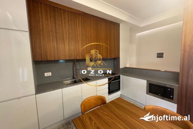 Shtepi me qera 2+1 ne Tirane - 1,500 Euro