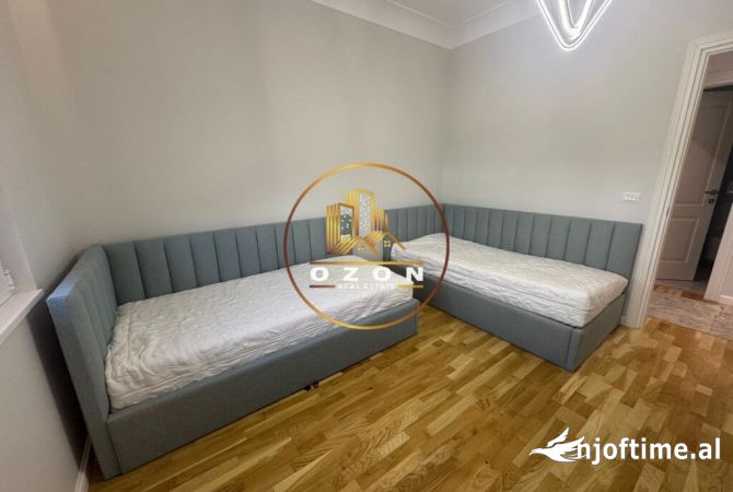 Shtepi me qera Apartament ne Tirane, 2+1, Mobilimi E mobiluar, Pagesa 1,500  Euro.