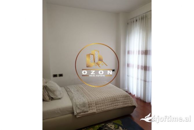 Shtepi me qera 3+1 ne Tirane - 1,100 Euro