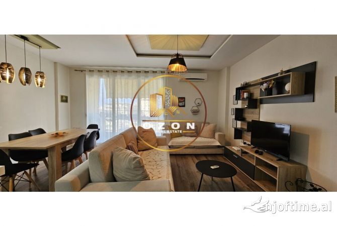 Shtepi me qera 3+1 ne Tirane - 1,200 Euro
