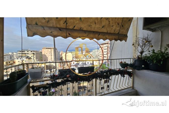 Shtepi me qera Apartament ne Tirane, 3+1, Mobilimi E mobiluar, Pagesa 1,200  Euro.