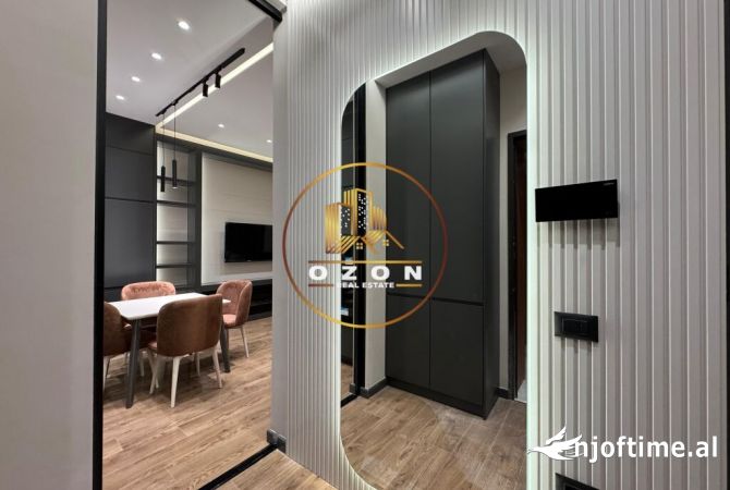 Shtepi me qera Apartament ne Tirane, 1+1, Mobilimi E mobiluar, Pagesa 900  Euro.
