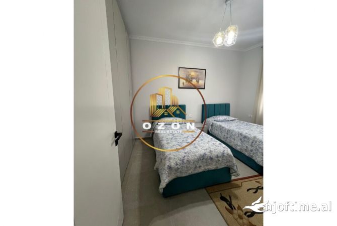 Shtepi me qera Apartament ne Tirane, 2+1, Mobilimi E mobiluar, Pagesa 1,700  Euro.