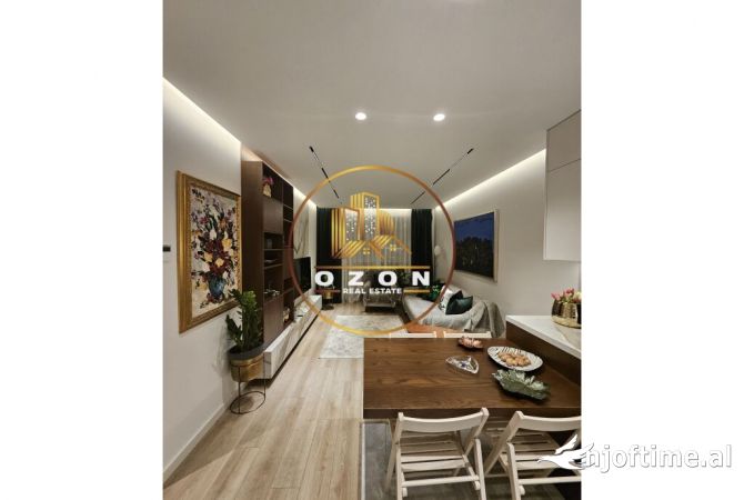 Shtepi me qera 2+1 ne Tirane - 1,000 Euro