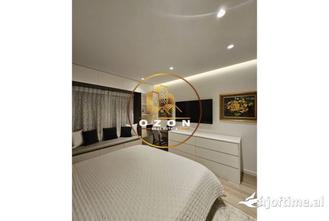 Shtepi me qera Apartament ne Tirane, 2+1, Mobilimi E mobiluar, Pagesa 1,000  Euro.