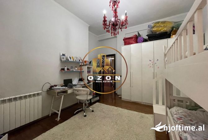 Shtepi me qera Apartament ne Tirane, 2+1, Mobilimi E mobiluar, Pagesa 1,500  Euro.