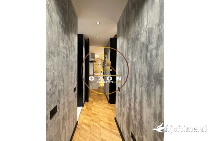 Shtepi ne shitje Apartament ne Tirane, 2+1, Mobilimi E mobiluar, Pagesa 450,000  Euro.