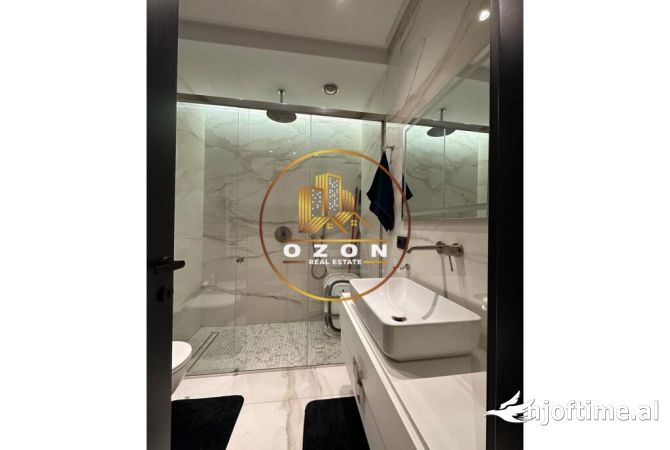 Shtepi ne shitje Apartament ne Tirane, 2+1, Mobilimi E mobiluar, Pagesa 450,000  Euro.