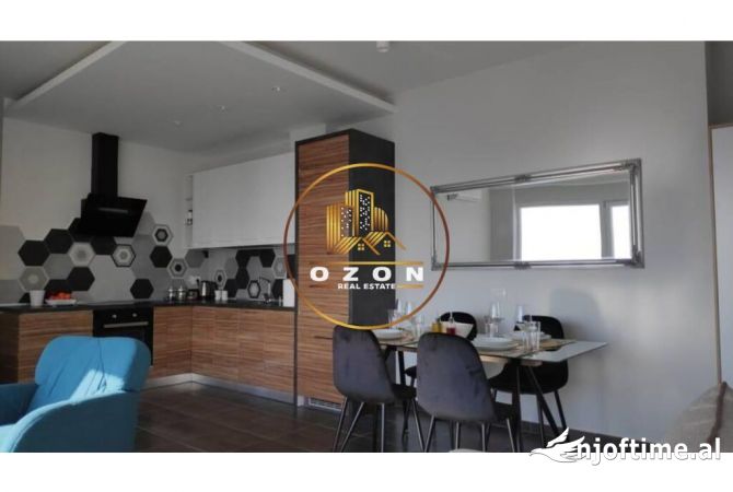 Shtepi me qera 2+1 ne Tirane - 1,200 Euro