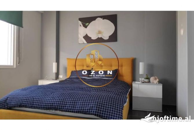 Shtepi me qera 2+1 ne Tirane - 1,200 Euro