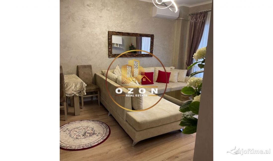 Shtepi me qera Apartament ne Tirane, 2+1, Mobilimi E mobiluar, Pagesa 800  Euro.