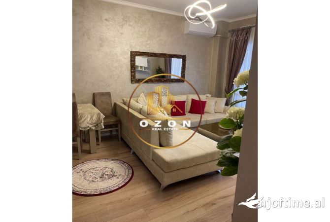 Shtepi me qera 2+1 ne Tirane - 800 Euro