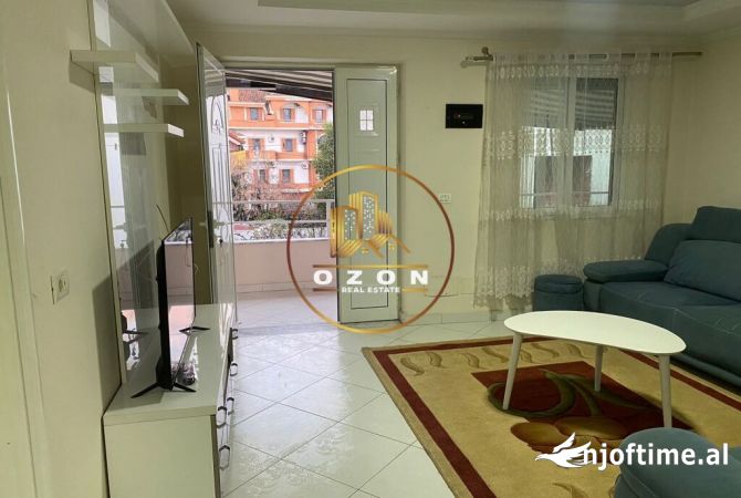 Shtepi me qera 2+1 ne Tirane - 700 Euro
