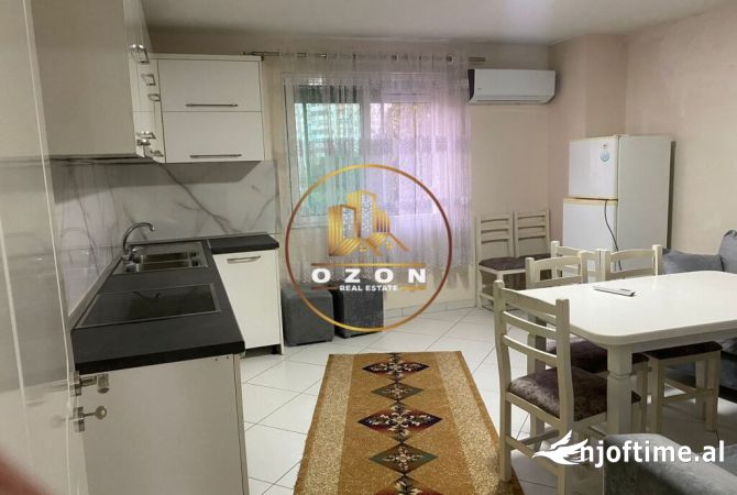 Shtepi me qera 2+1 ne Tirane - 700 Euro