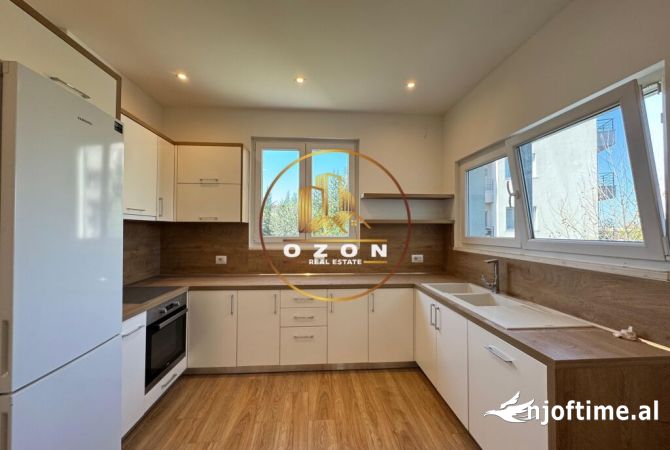 Shtepi ne shitje 5+1 ne Tirane - 750,000 Euro