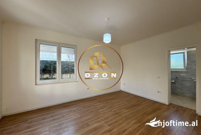 Shtepi ne shitje Apartament ne Tirane, 5+1, Mobilimi Bosh, pa mobiluar, Pagesa 750,000  Euro.