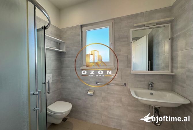 Shtepi ne shitje Apartament ne Tirane, 5+1, Mobilimi Bosh, pa mobiluar, Pagesa 750,000  Euro.