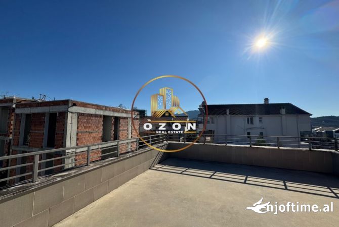 Shtepi ne shitje Apartament ne Tirane, 5+1, Mobilimi Bosh, pa mobiluar, Pagesa 750,000  Euro.