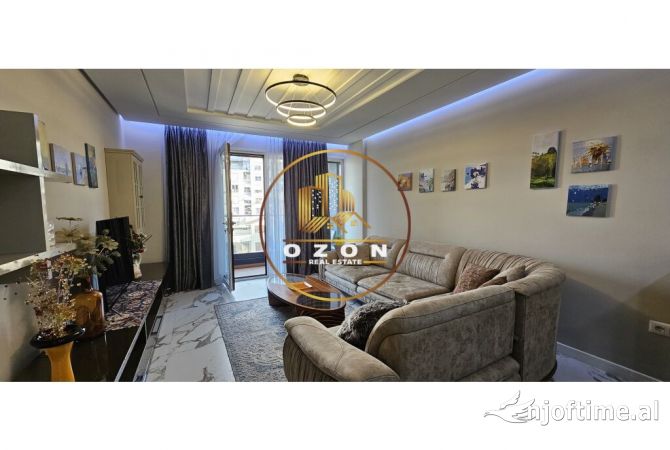 Shtepi me qera 2+1 ne Tirane - 1,400 Euro