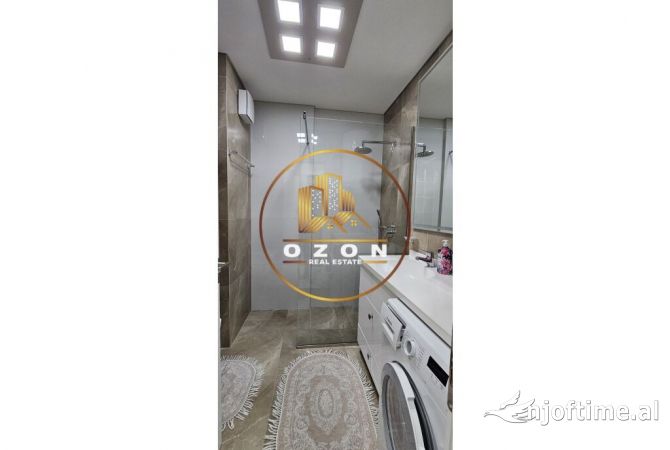 Shtepi me qera Apartament ne Tirane, 2+1, Mobilimi E mobiluar, Pagesa 1,400  Euro.