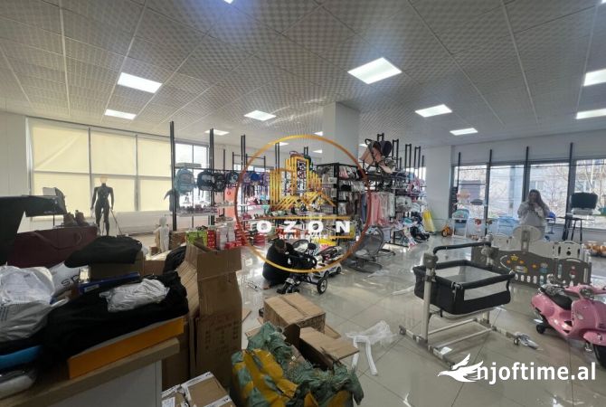 Ambient biznesi me qera 1+1 ne Tirane - 280,000 Leke
