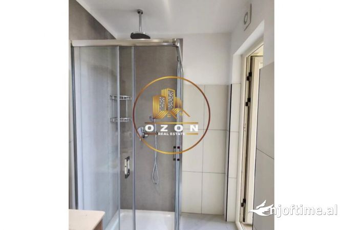 Shtepi me qera Apartament ne Tirane, 3+1, Mobilimi E mobiluar, Pagesa 2,500  Euro.