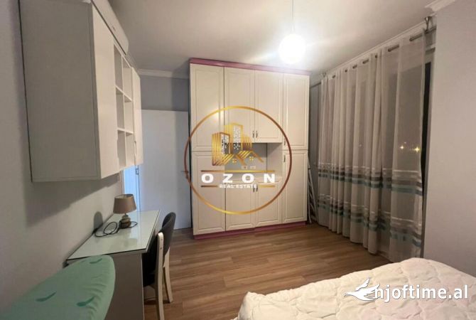 Shtepi me qera Apartament ne Tirane, 2+1, Mobilimi E mobiluar, Pagesa 90,000  Leke.