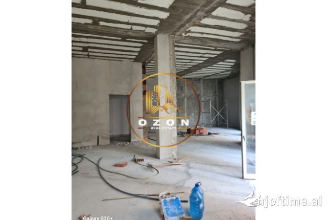 Ambjent biznesi ne shitje 1+1 ne Tirane - 204,000 Euro