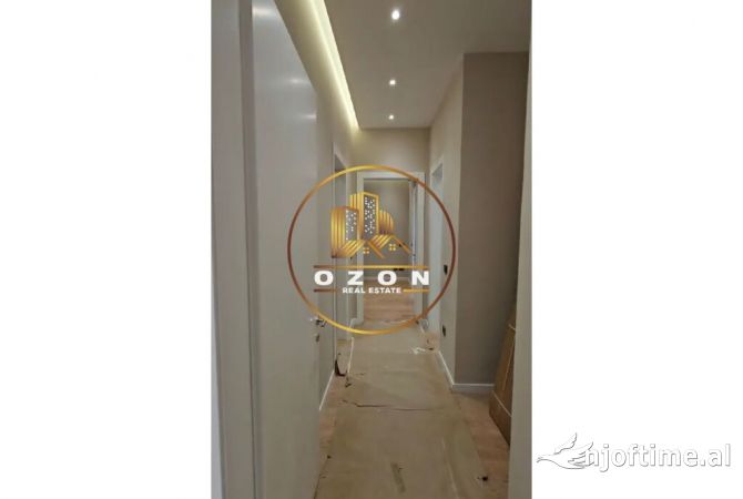 Shtepi me qera Apartament ne Tirane, 2+1, Mobilimi E mobiluar, Pagesa 1,300  Euro.