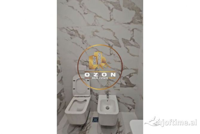 Shtepi me qera Apartament ne Tirane, 2+1, Mobilimi E mobiluar, Pagesa 1,300  Euro.