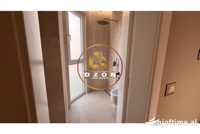 Shtepi ne shitje Apartament ne Tirane, 2+1, Mobilimi E mobiluar, Pagesa 160,000  Euro.